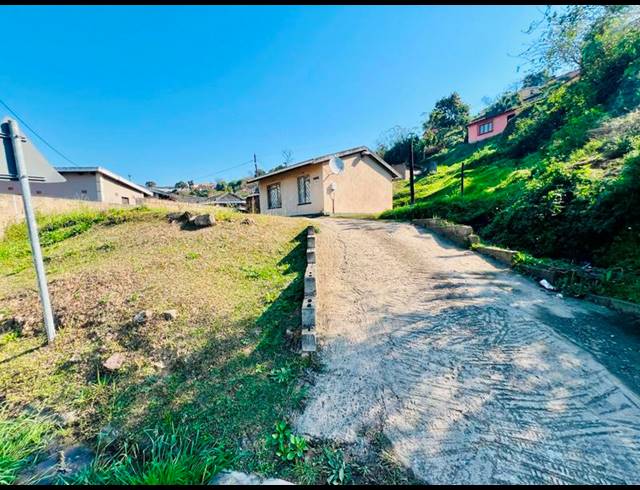 2 BEDROOM HOUSE FOR SALE IN UMLAZI U